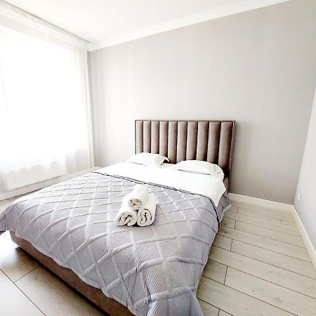 Апартаменты В Жк Only Sun Astana Exteriér fotografie